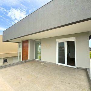 Casa de Condomínio com 306m², 4 dormitórios, 4 suítes, 4 vagas no Reserva das Águas em Torres para Comprar