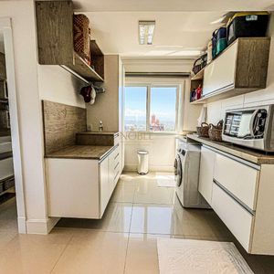 Apartamento com 249m², 4 dormitórios, 4 suítes, 3 vagas no Graziela em Torres para Comprar