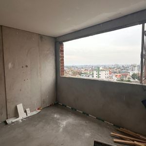 Apartamento com 90m², 3 dormitórios, 1 suíte, 2 vagas no Montreal em Torres para Comprar