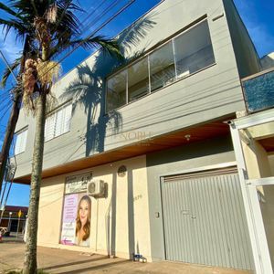 Apartamento com 156m², 3 dormitórios, 1 suíte, 1 vaga no bairro Stan em Torres para Comprar