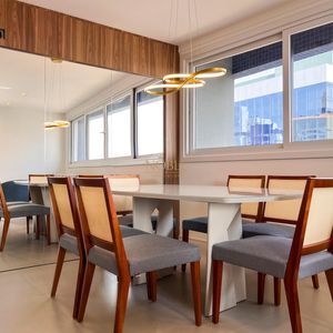 Apartamento com 110m², 3 dormitórios, 1 suíte, 2 vagas no Più Belle Residencial em Torres para Comprar