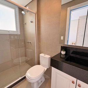 Apartamento com 72m², 2 dormitórios, 1 suíte, 1 vaga no Topazio em Torres para Comprar