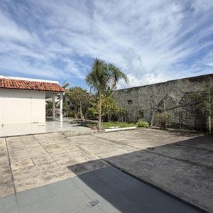 Casa com 136m², 3 dormitórios, 1 suíte, 2 vagas no bairro Praia da Cal em Torres para Comprar