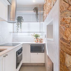 Apartamento com 100m², 3 dormitórios, 1 suíte, 2 vagas no Ibiza em Torres para Comprar