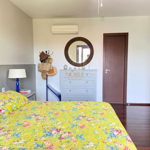 Casa com 518m², 5 dormitórios, 2 suítes, 2 vagas no bairro Praia Grande em Torres para Comprar