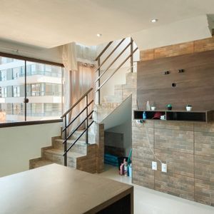 Loft com 49m², 1 dormitório, 1 suíte, 1 vaga no Loft Las Piedras em Torres para Comprar