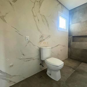 Casa de Condomínio com 220m², 3 dormitórios, 3 suítes, 2 vagas no Reserva das Águas em Torres para Comprar