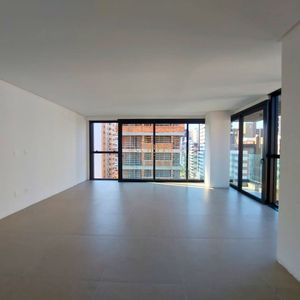 Apartamento com 109m², 3 dormitórios, 1 suíte, 2 vagas no Urban em Torres para Comprar