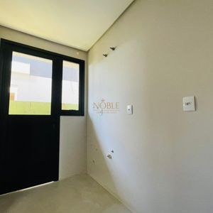 Casa de Condomínio com 390m², 4 dormitórios, 4 suítes, 2 vagas no Reserva das Águas em Torres para Comprar
