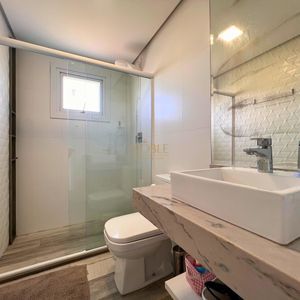 Casa de Condomínio com 348m², 4 dormitórios, 3 suítes, 2 vagas no Condomínio Ilhas Park em Torres para Comprar