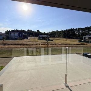 Casa de Condomínio, 3 dormitórios, 1 suíte, 2 vagas no Reserva das Águas em Torres para Comprar