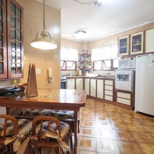 Apartamento com 123m², 3 dormitórios, 1 suíte, 1 vaga no Antares em Torres para Comprar