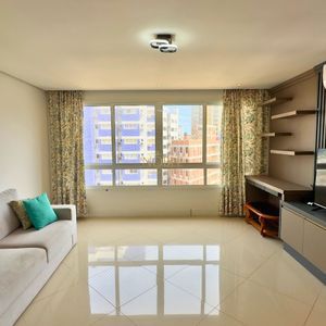 Apartamento com 95m², 2 dormitórios, 1 suíte, 1 vaga no Michelângelo em Torres para Comprar