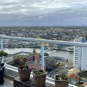 Cobertura com 262m², 3 dormitórios, 2 suítes, 2 vagas no Pérola da Praia em Torres para Comprar