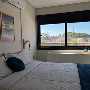 Apartamento com 74m², 2 dormitórios, 1 suíte, 2 vagas no Essenza em Torres para Comprar