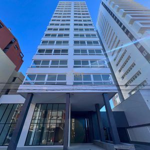 Apartamento com 119m², 3 dormitórios, 3 suítes, 2 vagas no La Vistara em Torres para Comprar