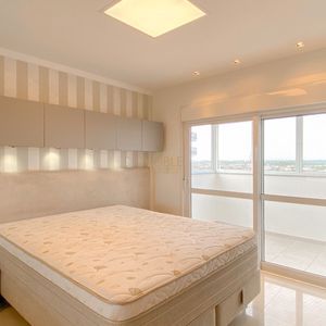 Apartamento com 124m², 3 dormitórios, 1 suíte, 1 vaga no Monte Olimpo em Torres para Comprar