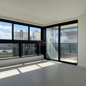 Apartamento com 114m², 3 dormitórios, 3 suítes, 2 vagas no Freedom em Torres para Comprar