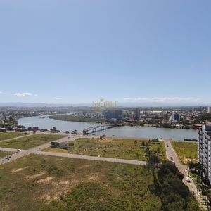 Apartamento com 100m², 3 dormitórios, 1 suíte, 2 vagas no Ibiza em Torres para Comprar