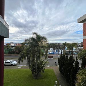 Apartamento com 190m², 3 dormitórios, 1 suíte, 2 vagas no Casa Blanca em Torres para Comprar