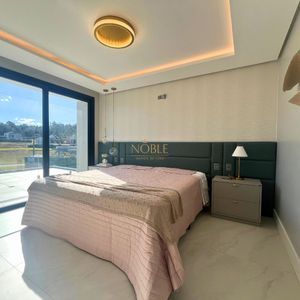 Casa de Condomínio com 240m², 4 dormitórios, 4 suítes, 2 vagas no Reserva das Águas em Torres para Comprar