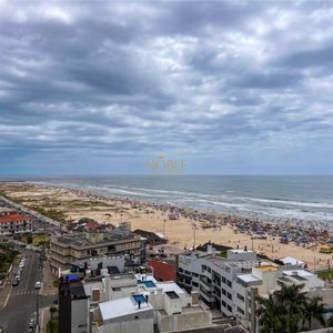 Apartamento com 190m², 3 dormitórios, 1 suíte, 1 vaga no Ville Saint Tropez em Torres para Comprar