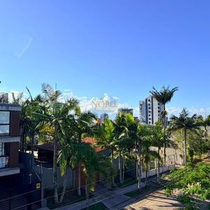 Apartamento com 68m², 2 dormitórios, 1 suíte, 2 vagas no Fratello em Torres para Comprar