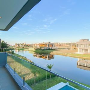 Casa de Condomínio com 375m², 4 dormitórios, 4 suítes, 2 vagas no Condomínio Ilhas Park em Torres para Comprar