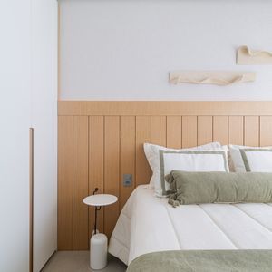 Apartamento com 100m², 3 dormitórios, 1 suíte, 2 vagas no Ibiza em Torres para Comprar