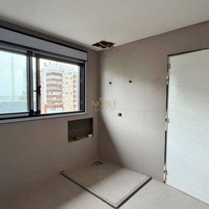 Apartamento com 196m², 3 dormitórios, 3 suítes, 1 vaga no Vanguard em Torres para Comprar