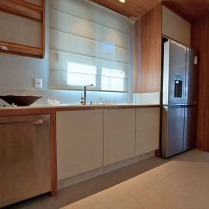 Apartamento com 165m², 3 dormitórios, 3 suítes, 3 vagas no Vanguard em Torres para Comprar