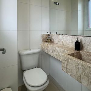 Apartamento com 197m², 3 dormitórios, 3 suítes, 2 vagas no Maranello em Torres para Comprar