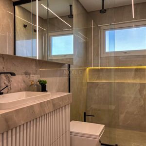 Casa de Condomínio com 432m², 4 dormitórios, 3 suítes, 2 vagas no Reserva das Águas em Torres para Comprar