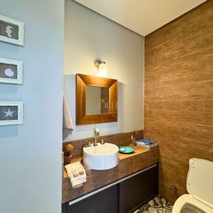 Casa de Condomínio com 280m², 4 dormitórios, 4 suítes, 4 vagas no Ocean Side em Torres para Comprar