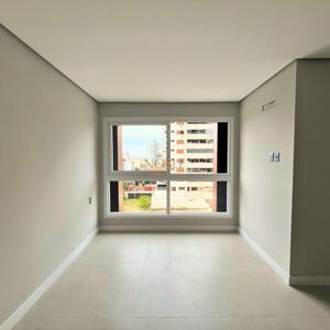 Apartamento com 91m², 2 dormitórios, 2 suítes, 2 vagas no Toronto em Torres para Comprar
