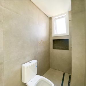 Apartamento com 135m², 3 dormitórios, 3 suítes, 2 vagas no Dall'acqua em Torres para Comprar