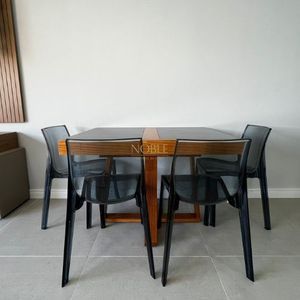 Apartamento com 74m², 2 dormitórios, 1 suíte, 1 vaga no Essenza em Torres para Comprar