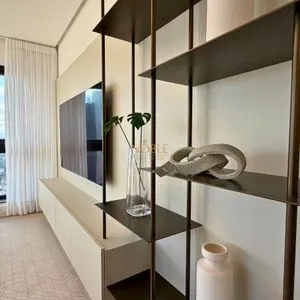 Apartamento com 92m², 2 dormitórios, 2 suítes, 2 vagas no Rosa dos Ventos em Torres para Comprar