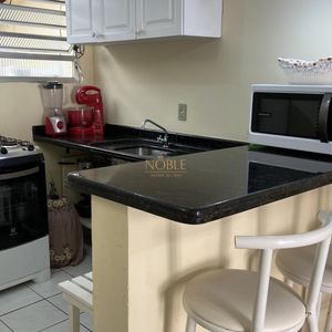 Casa, 1 dormitório, 1 vaga no residencial dona alvina em Torres para Comprar