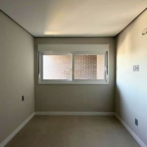 Apartamento com 106m², 3 dormitórios, 1 suíte, 1 vaga no Toronto em Torres para Comprar