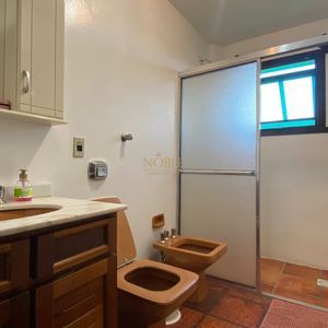 Apartamento com 193m², 4 dormitórios, 2 suítes, 1 vaga no Marina Del Rey em Torres para Comprar