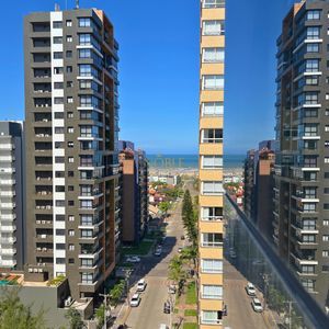 Apartamento com 114m², 3 dormitórios, 3 suítes, 2 vagas no Freedom em Torres para Comprar