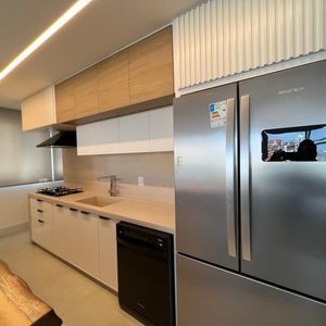 Apartamento com 144m², 3 dormitórios, 3 suítes, 2 vagas no Montalcino em Torres para Comprar