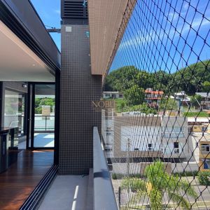 Cobertura com 218m², 3 dormitórios, 1 suíte, 2 vagas no Roca em Torres para Comprar