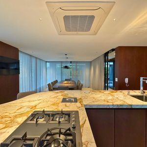 Apartamento com 94m², 2 dormitórios, 2 suítes, 2 vagas no Origem em Torres para Comprar