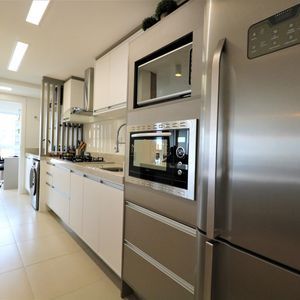 Apartamento com 109m², 3 dormitórios, 1 suíte, 2 vagas no San Pietro em Torres para Comprar