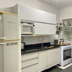 Apartamento com 89m², 2 dormitórios, 1 suíte, 1 vaga no Itália em Torres para Comprar