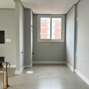 Apartamento com 90m², 2 dormitórios, 2 suítes, 2 vagas no Maui Residencial em Torres para Comprar