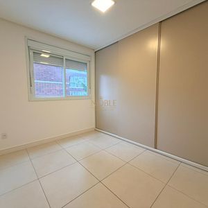 Apartamento com 72m², 2 dormitórios, 1 suíte, 1 vaga no Mônaco em Torres para Comprar