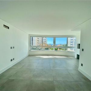 Apartamento com 94m², 2 dormitórios, 2 suítes, 2 vagas no Dall'acqua em Torres para Comprar